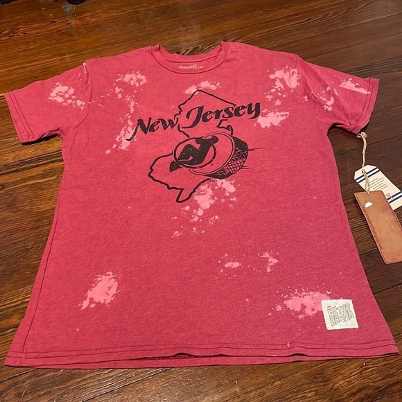 NWT Retro Brand Men’s Red New Jersey Devils Shirt Size S - Picture 1 of 8